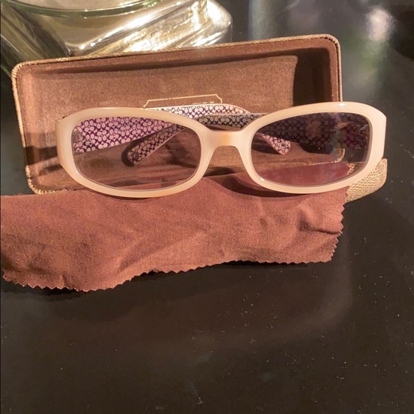 Coach Sunglasses - Picture 2 of 4